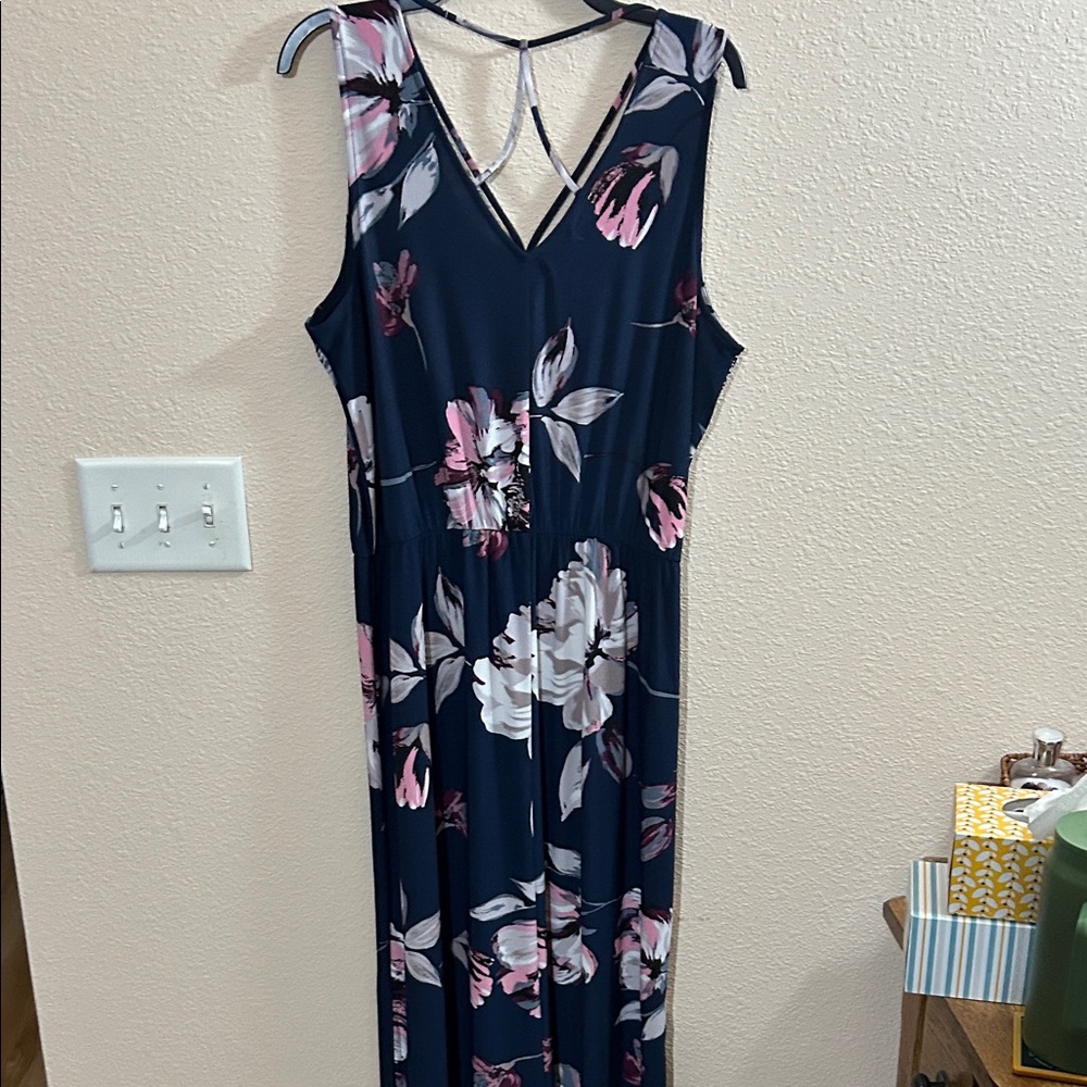Maurice’s Floral Sleeveless Maxi Dress - Picture 6 of 8